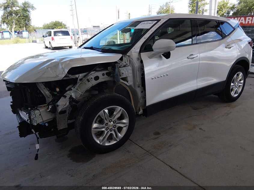 2022 CHEVROLET BLAZER auction photo 2