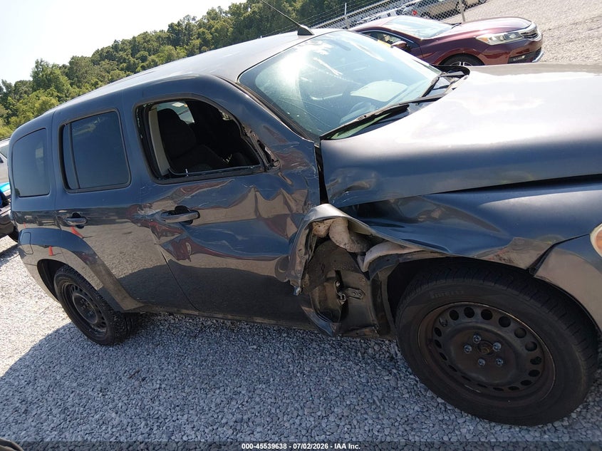 2011 CHEVROLET HHR auction photo 6
