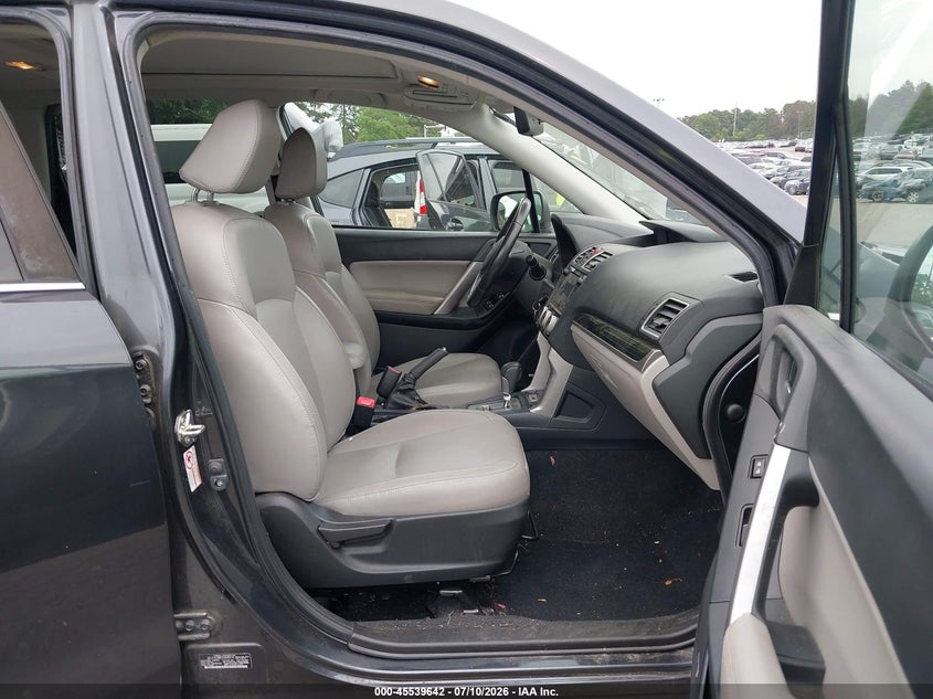 2018 SUBARU FORESTER auction photo 5