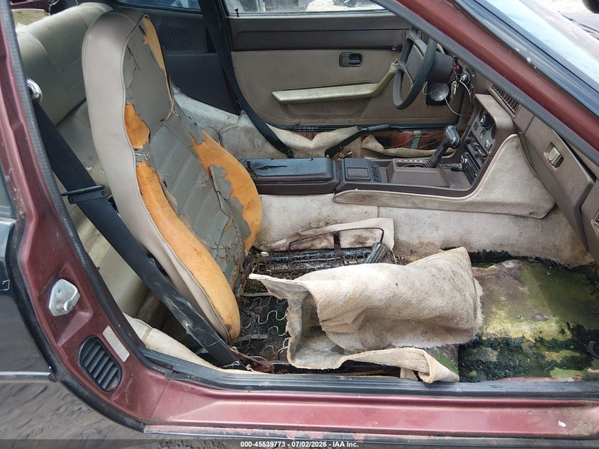 1985 PORSCHE 944 auction photo 5