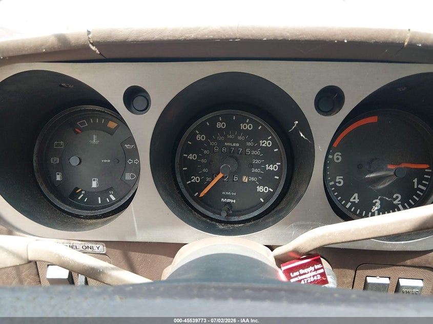 1985 PORSCHE 944 auction photo 7
