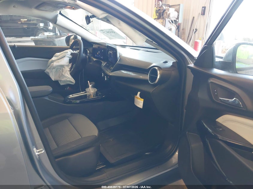 2026 CHEVROLET TRAX auction photo 5
