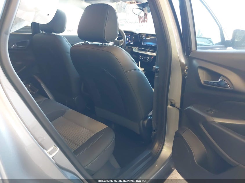 2026 CHEVROLET TRAX auction photo 8