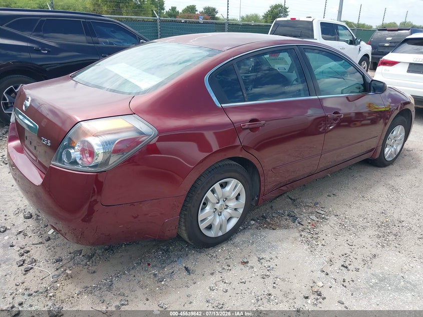 2010 NISSAN ALTIMA auction photo 4