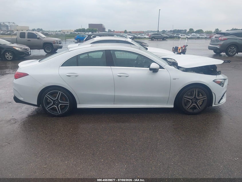 MERCEDES-BENZ AMG CLA 35 - zdjęcie 14