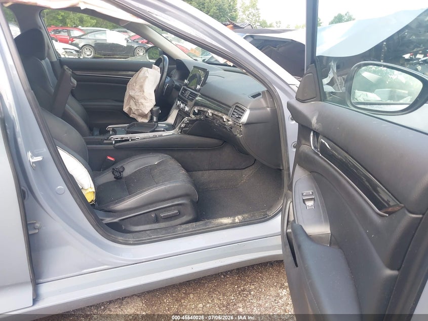 2022 HONDA ACCORD auction photo 5