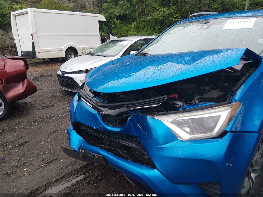 2018 TOYOTA RAV4 auction photo 6