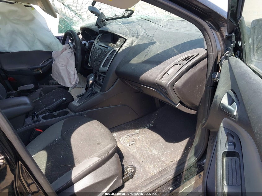 2014 FORD FOCUS auction photo 5
