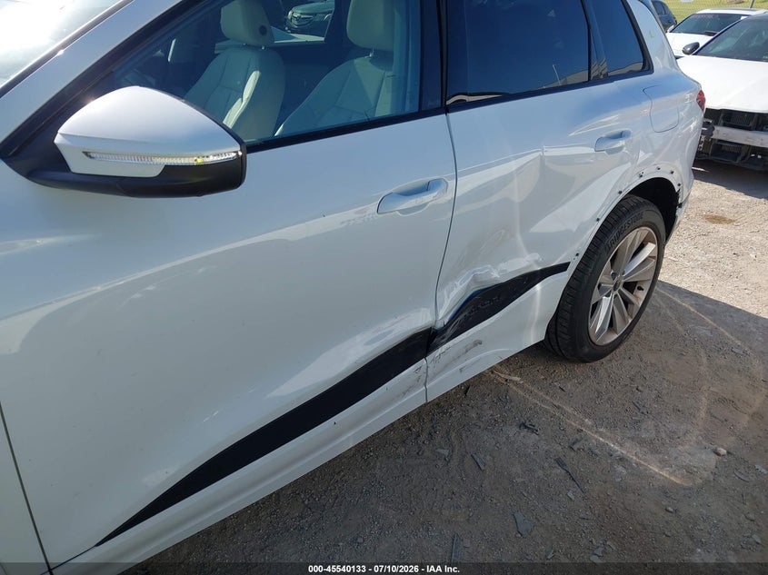 2025 AUDI Q6 E-TRON PREMIUM PLUS · Фото 6