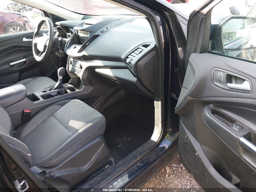 2017 FORD ESCAPE auction photo 5