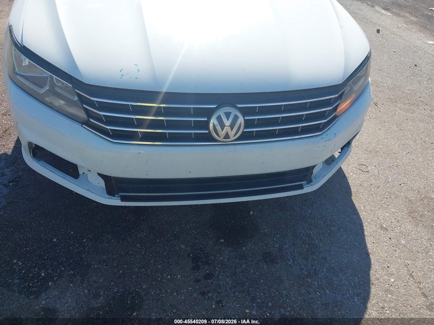 2017 Volkswagen Passat 1.8T Se VIN: 1VWBT7A35HC023640 Lot: 45540209