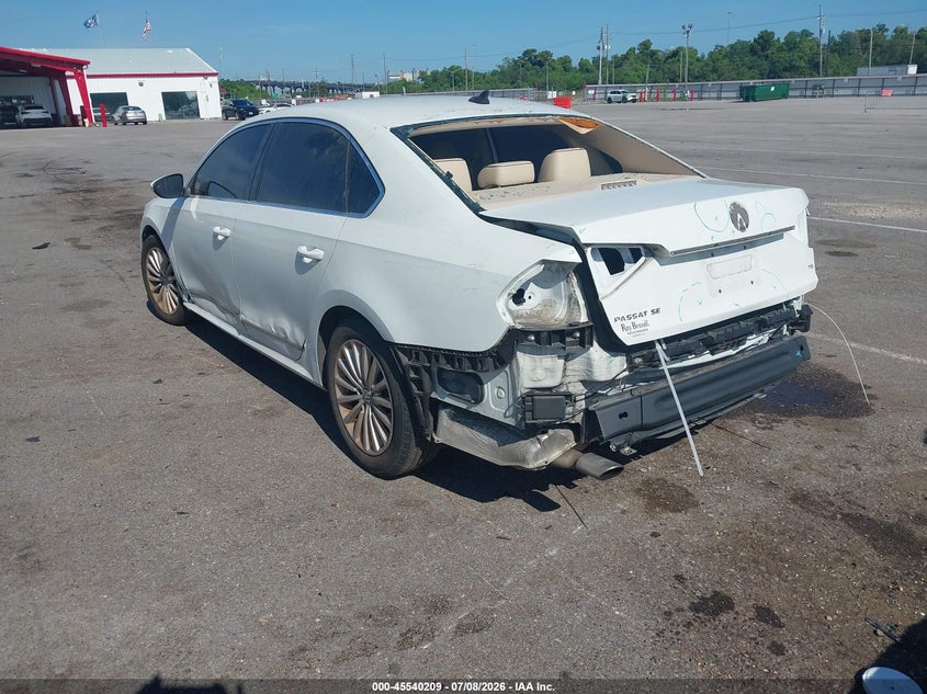 2017 VOLKSWAGEN PASSAT auction photo 3
