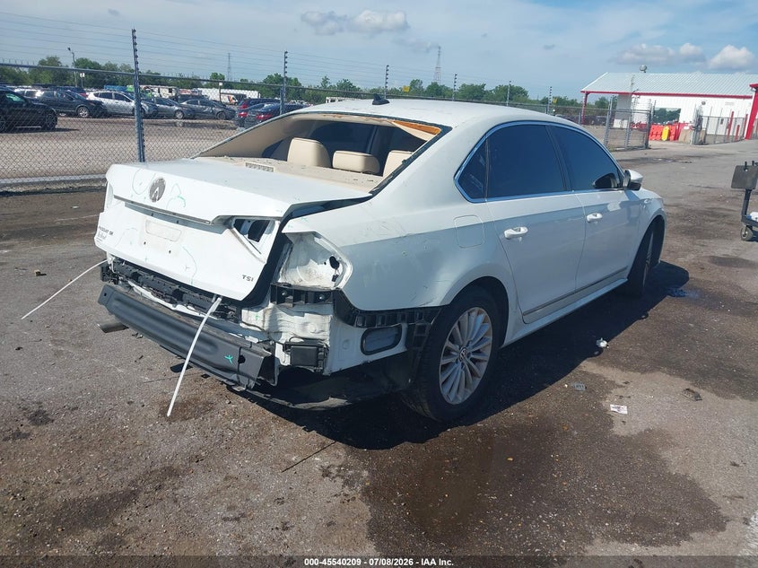 2017 VOLKSWAGEN PASSAT auction photo 4