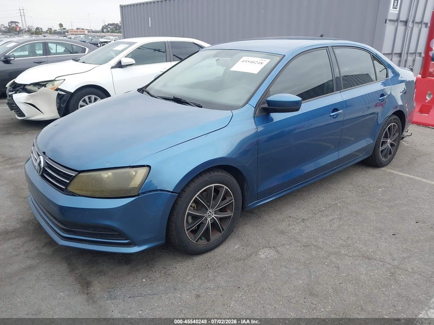 2015 VOLKSWAGEN JETTA auction photo 2