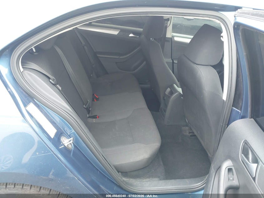 2015 VOLKSWAGEN JETTA auction photo 8