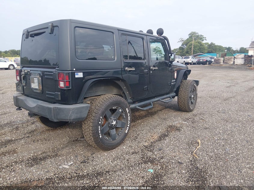 2011 JEEP WRANGLER UNLIMITED auction photo 4