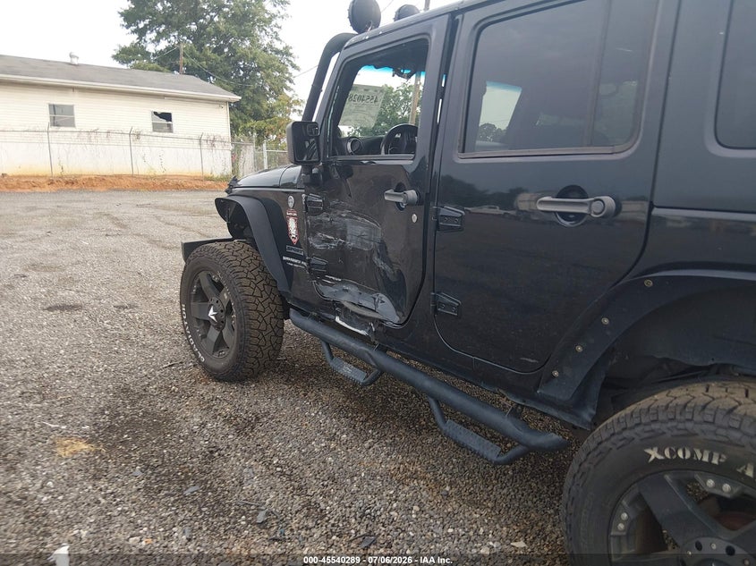 2011 JEEP WRANGLER UNLIMITED auction photo 6