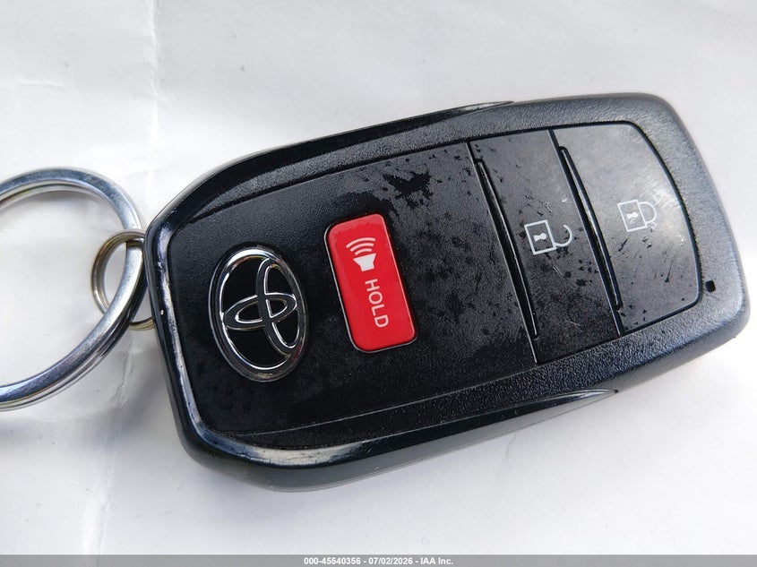 TOYOTA PRIUS - zdjęcie 11