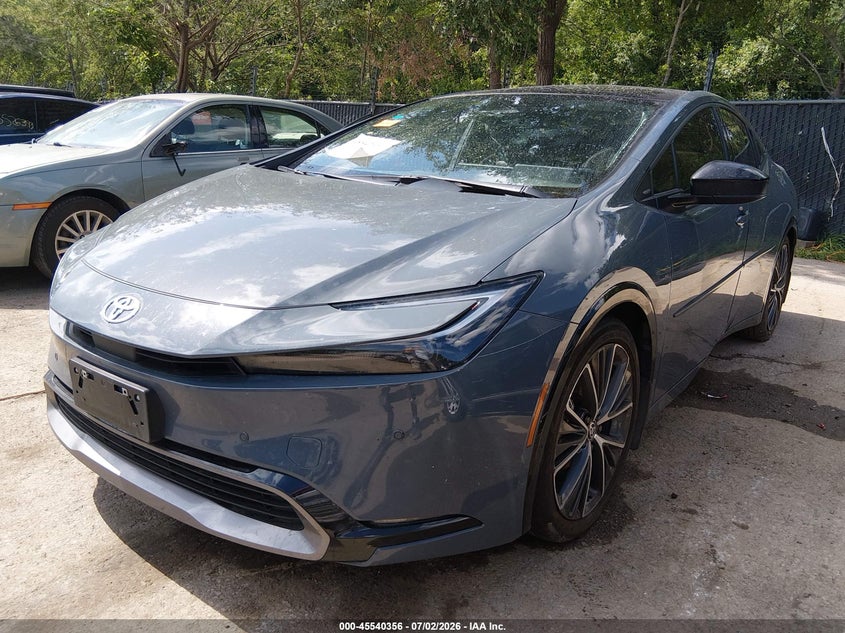 TOYOTA PRIUS - zdjęcie 2