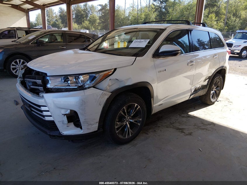 5TDBGRFH5JS051109 2018 Toyota Highlander Hybrid Le photo 1
