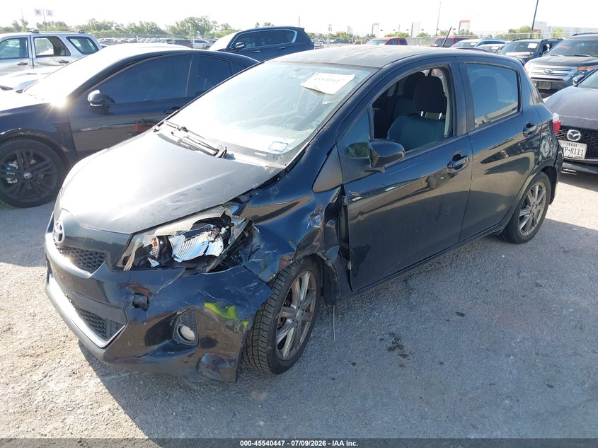 2013 TOYOTA YARIS auction photo 2