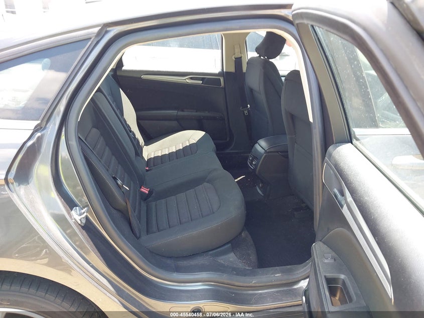 2018 FORD FUSION auction photo 8