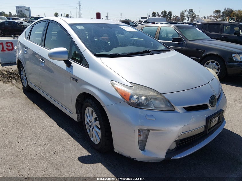 2012 Toyota Prius PLUG-IN
