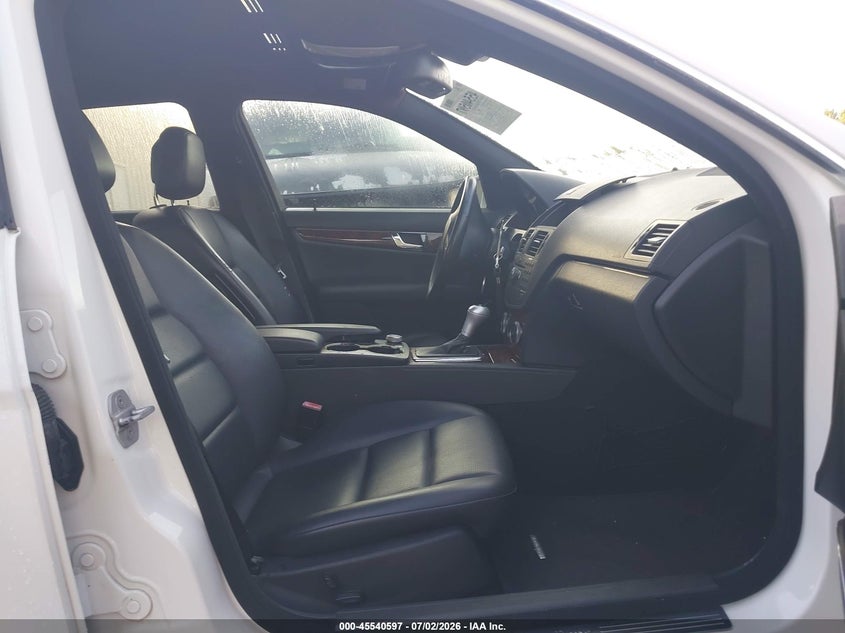 2010 MERCEDES-BENZ C 300 auction photo 5