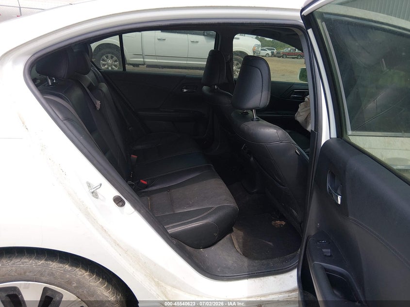 2017 HONDA ACCORD HYBRID auction photo 8