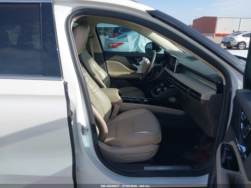 2022 LINCOLN CORSAIR auction photo 5
