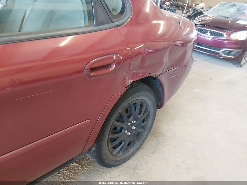 2002 FORD TAURUS auction photo 6