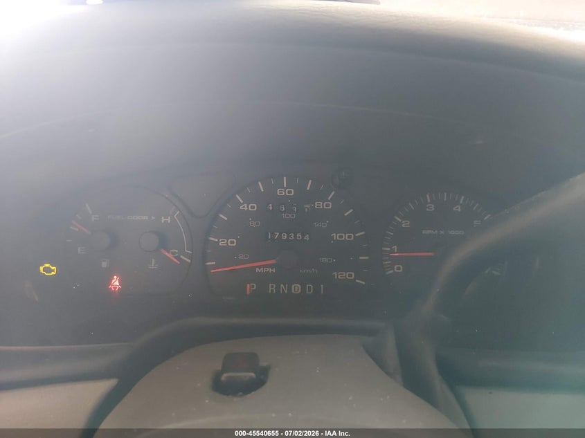 2002 FORD TAURUS auction photo 7