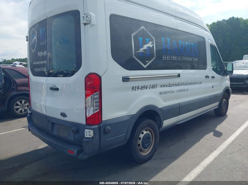 AtlanticExpress - Ford Transit-250