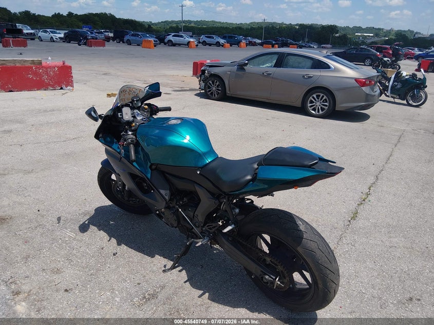 2023 YAMAHA YZFR7 auction photo 3
