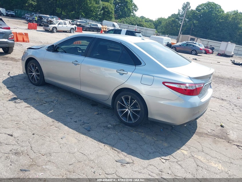 2015 TOYOTA CAMRY auction photo 3