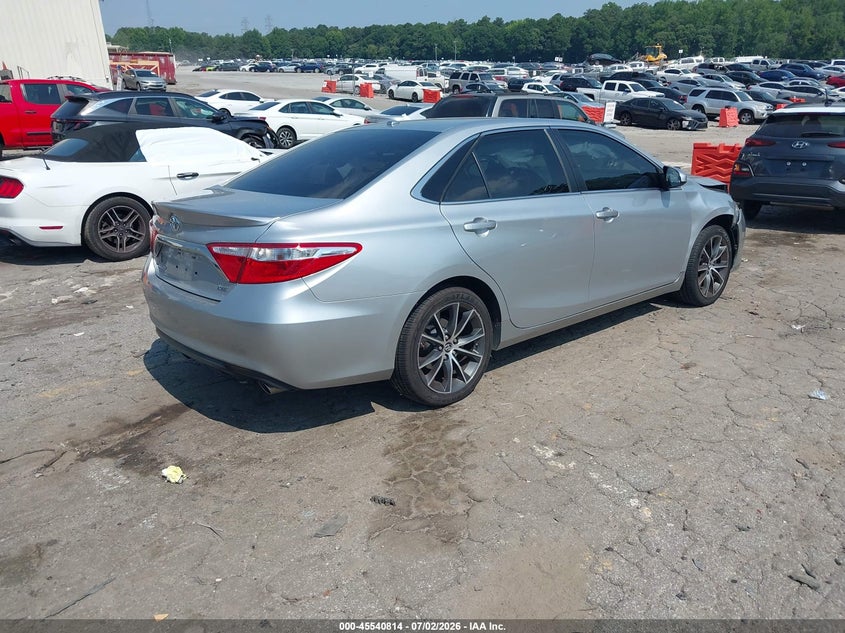 2015 TOYOTA CAMRY auction photo 4