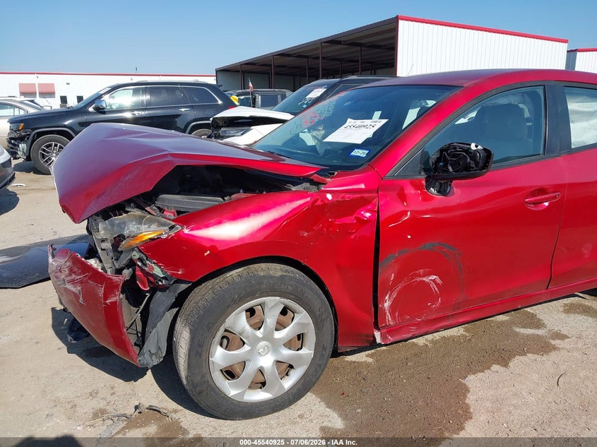 2015 MAZDA MAZDA3 auction photo 6