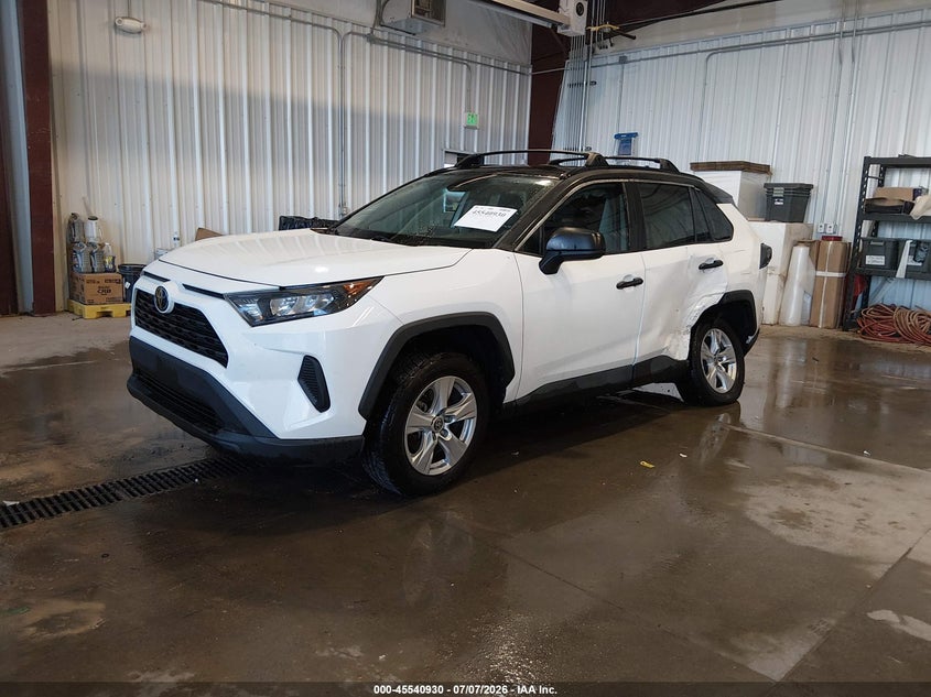 2021 Toyota RAV 4, Left Side, IAAI, VIN 2T3F1RFV2MC245948 — photo 2