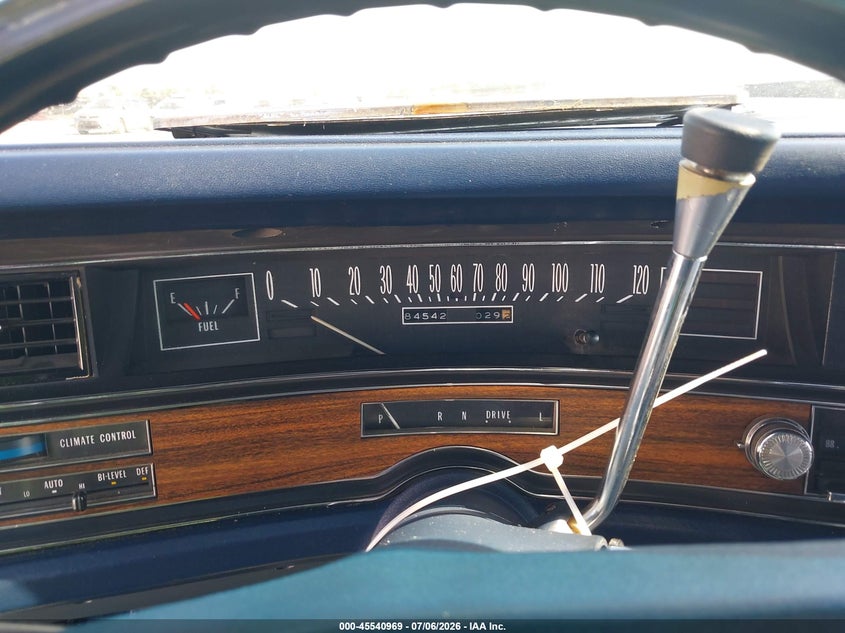 AtlanticExpress - Cadillac Sedan