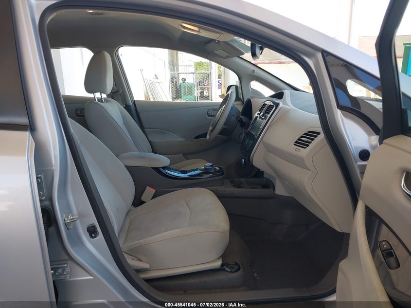 2012 NISSAN LEAF auction photo 5