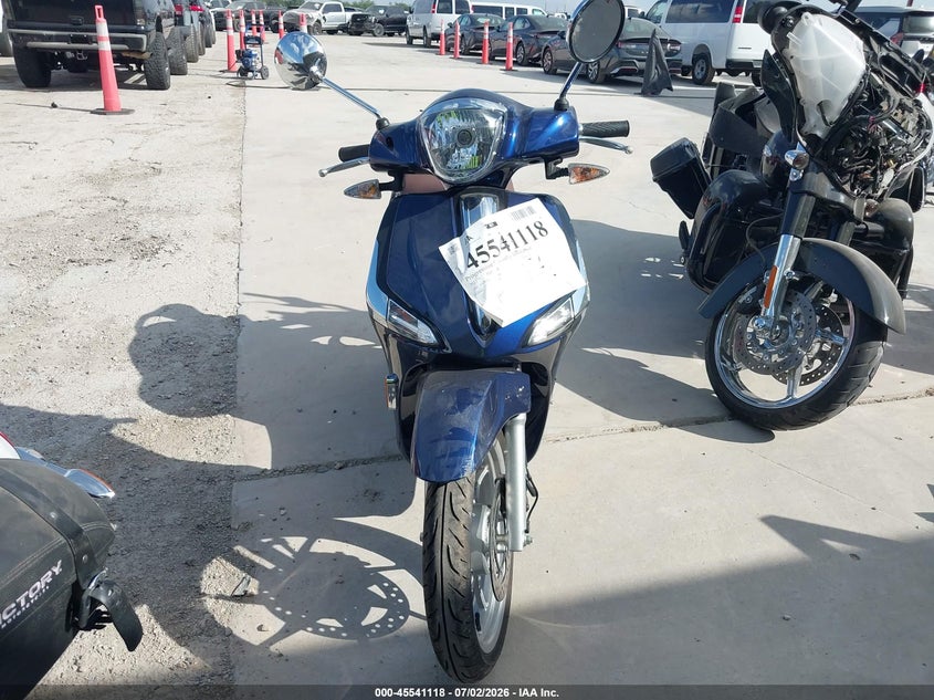 2023 PIAGGIO LIBERTY auction photo 5