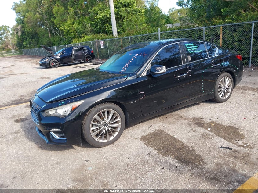 2018 Infiniti Q50 3.0t Luxe JN1EV7AP0JM591584 photo 1