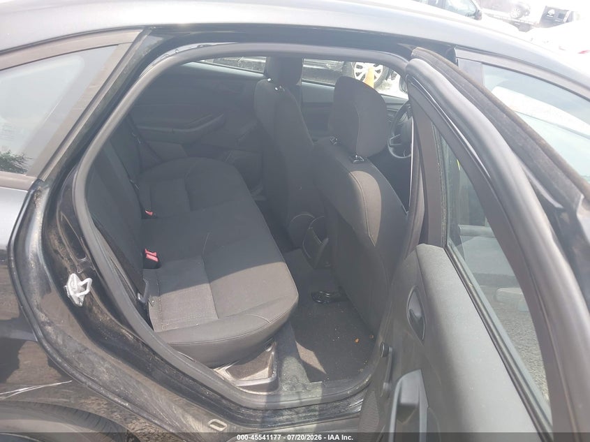 2015 Ford Focus S VIN: 1FADP3E26FL373954 Lot: 45541177