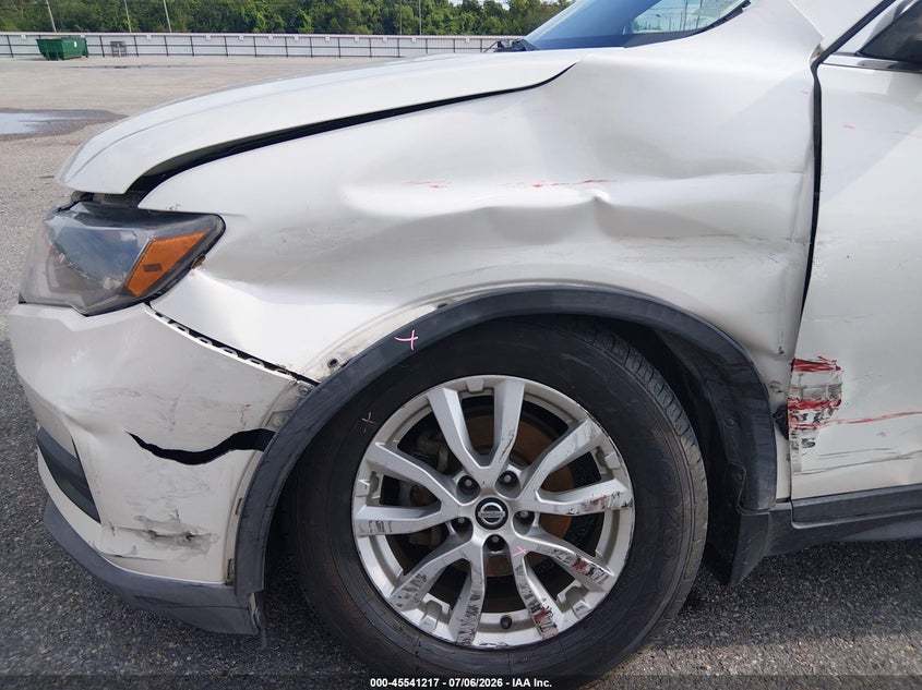 2017 NISSAN ROGUE auction photo 6