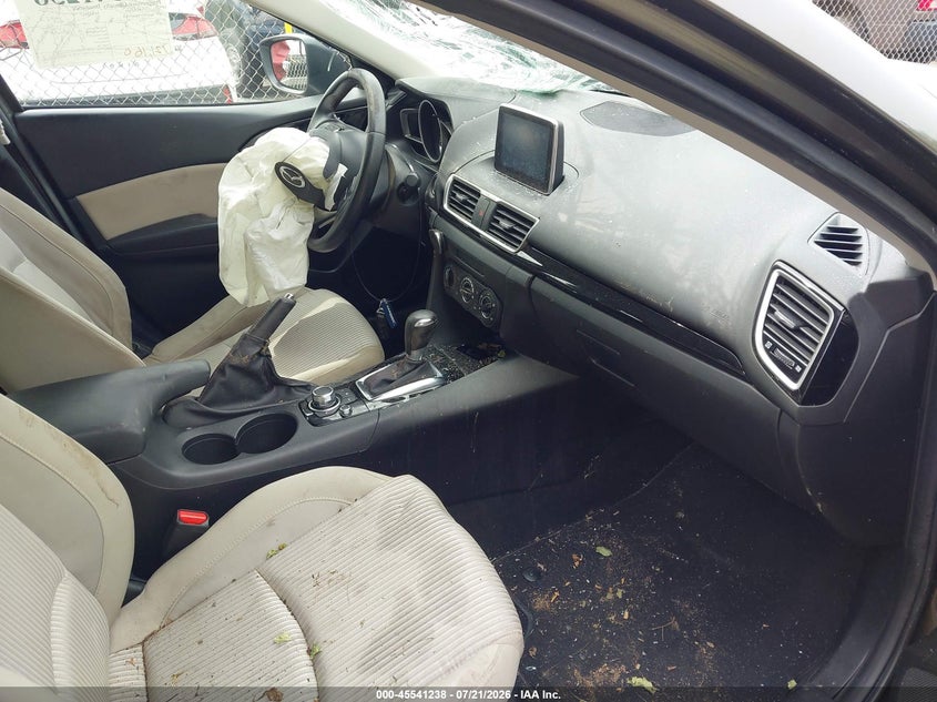 2015 MAZDA MAZDA3 auction photo 5