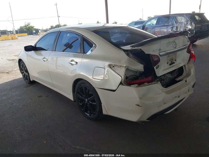 2017 NISSAN ALTIMA auction photo 3