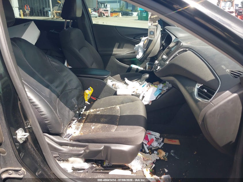 2020 CHEVROLET MALIBU auction photo 5