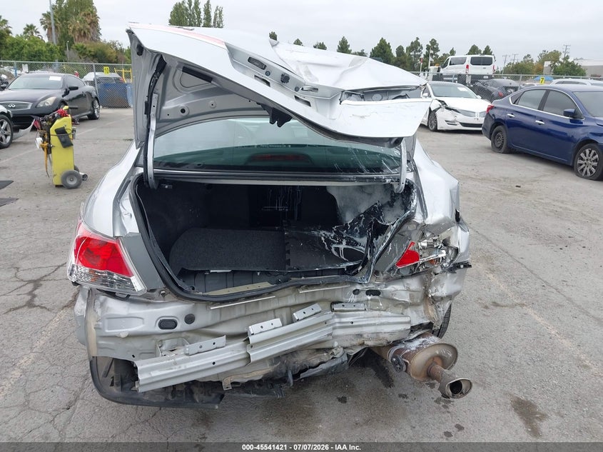 2012 HONDA ACCORD auction photo 6
