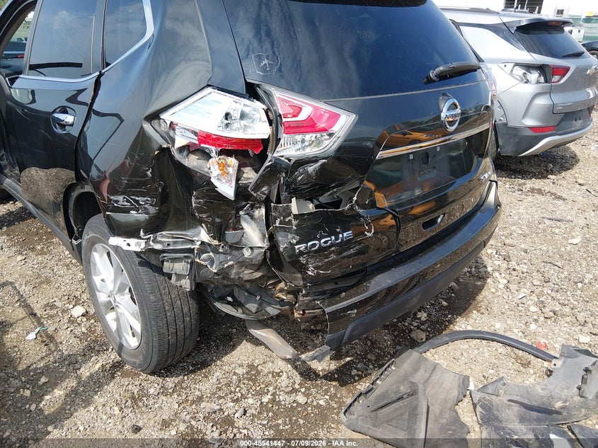 2015 NISSAN ROGUE auction photo 6