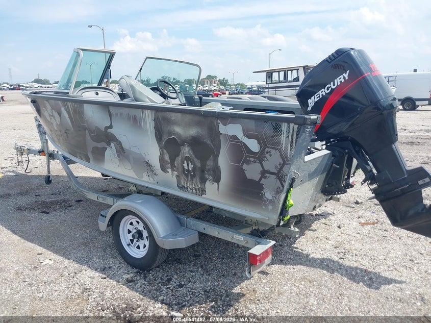 2002 LUND PRO SPORT auction photo 3